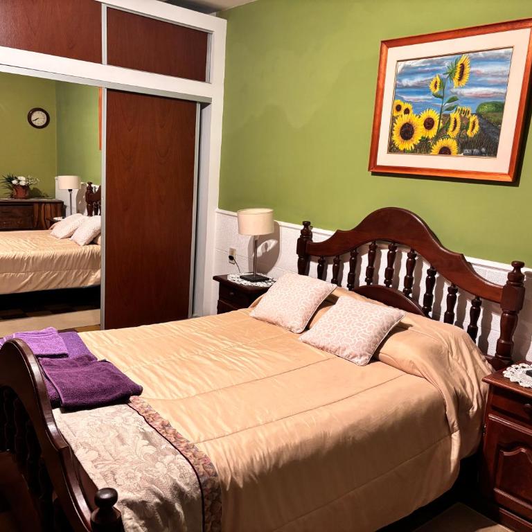 Casa de los Ángeles - Three-Bedroom House - 11