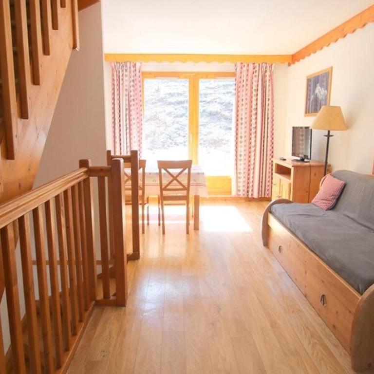 Résidence Parc Aux Etoiles - CH33PAE - CHALET TRIPLEX 4 CHAMBRE, TERRASSE ET BALCON MAE-2274 - Chalet - 3