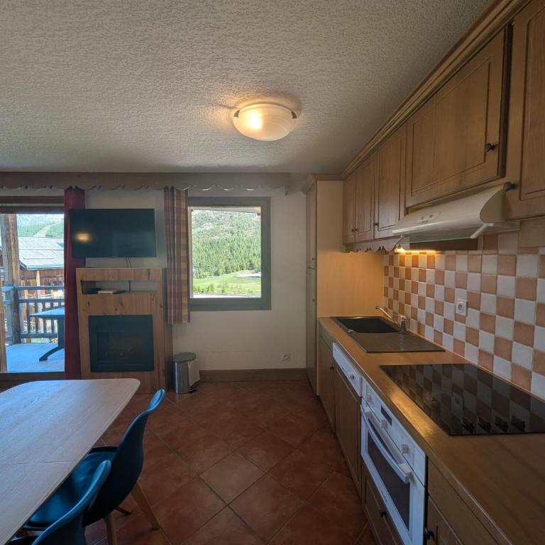 Résidence Les Airelles - appartement plein sud, parking couvert - 50m des pistes MAE-9783 - Appartement - 2