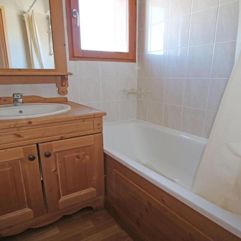 Résidence Hameau Des Ecrins - HEC112 - APPARTEMENT 6 PERSONNES, SECTEUR 1700M MAE-8994 - Appartement - 8
