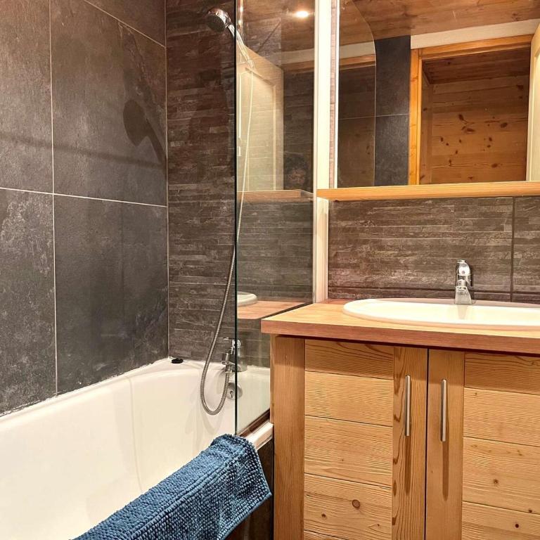 Résidence Athamante - Athamante 23 - Chaleureux 3 pièces, proche pistes et commerces. MAE-4654 - Appartement - 16