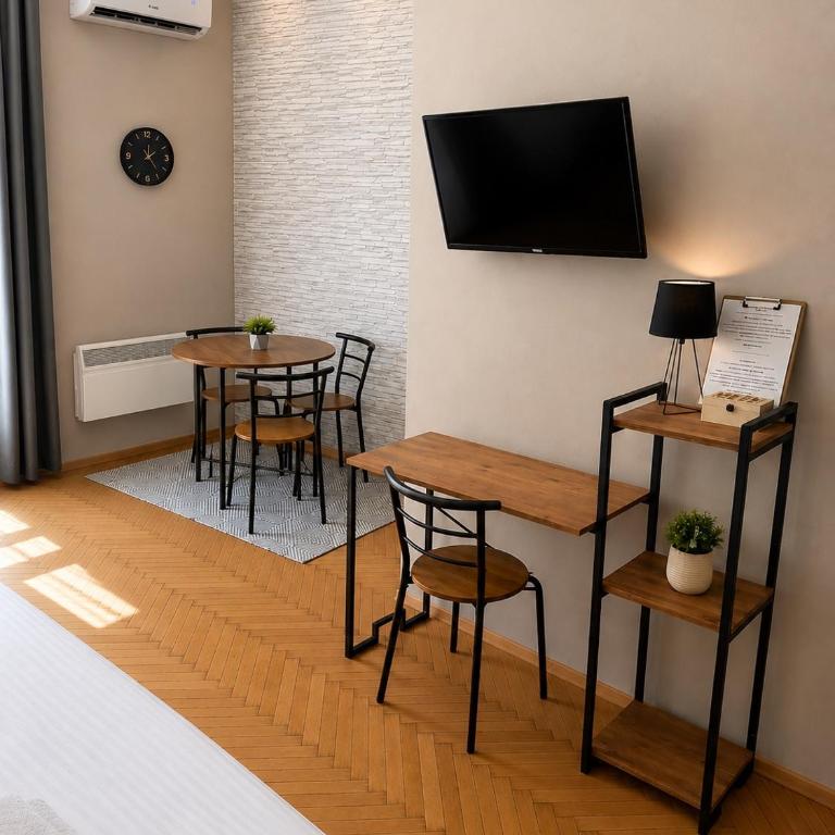 Nice 5 Apartments - Standard Triple Studio - 8