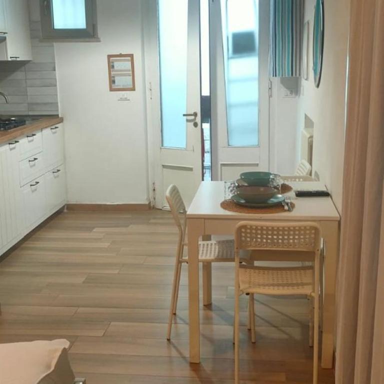 Bidiblu - Appartamento con 1 Camera da Letto - 3