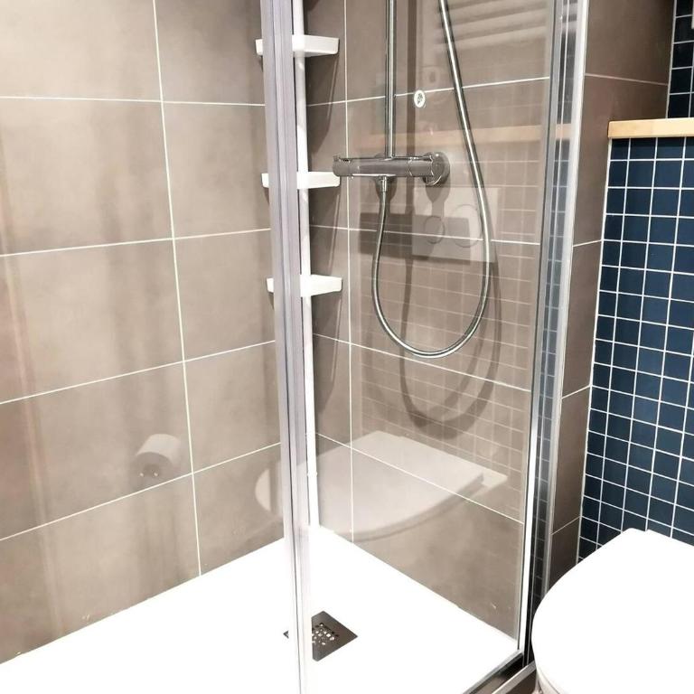 Résidence Cotes - Les Côtes 12 - 3 pièces entièrement rénové, proche du centre MAE-4604 - Appartement - 9