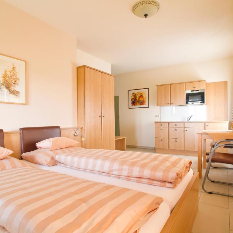 Frühstückspension Herzog zu Laah - Doppelzimmer - 2