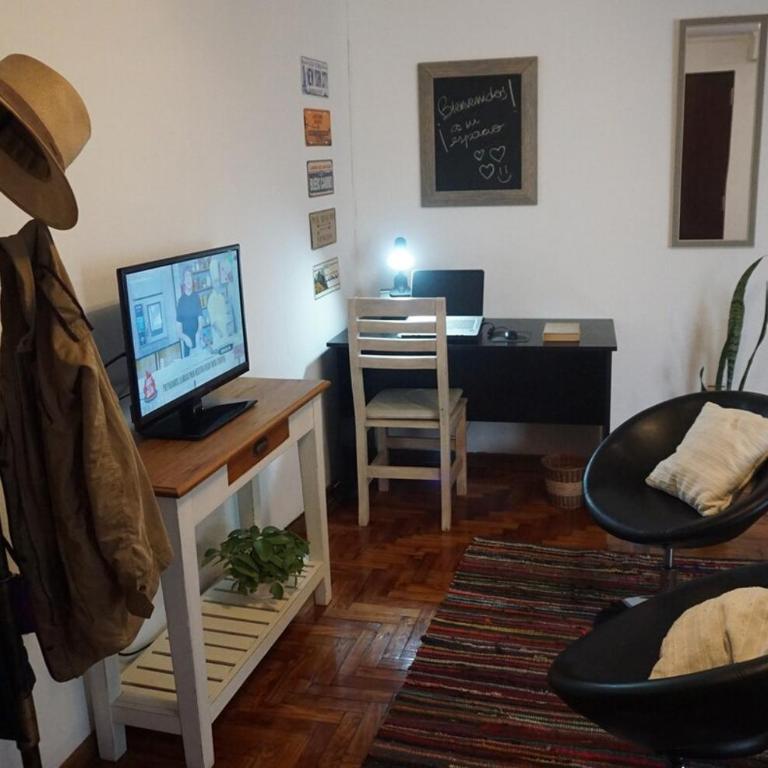 Cozy downtown apartment with a traveler's style - Apartamento de 2 dormitorios - 9