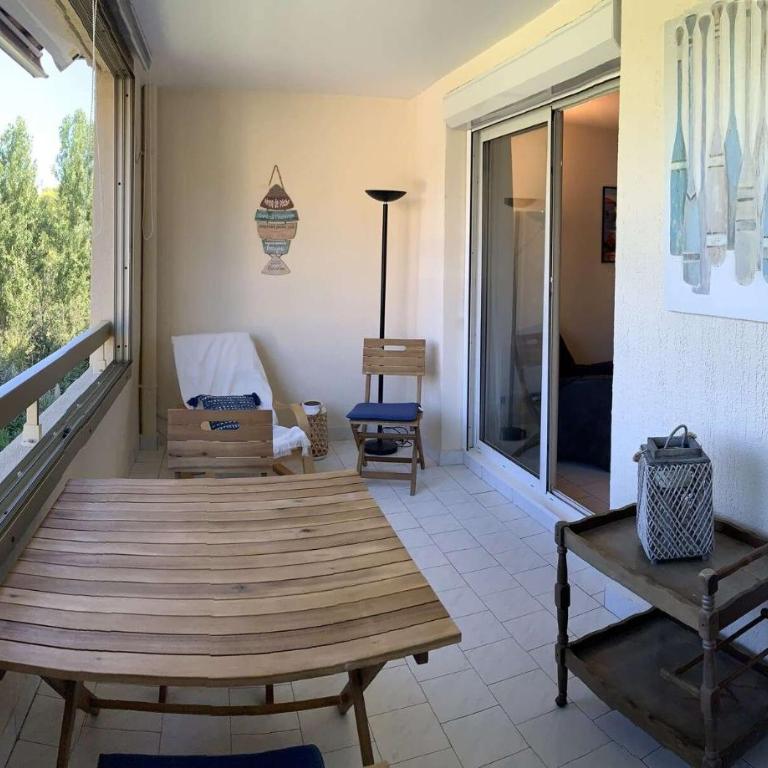 Résidence Olivier - APPARTEMENT FRONT DE MER DANS DOMAINE AVEC PISCINE MAE-8764 - Appartement - 7