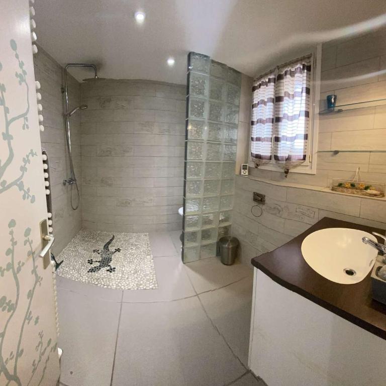 Résidence 665-bandol - Magnifique Rez de villa T1 bis à Bandol MAE-0974 - Maison de Vacances - 7