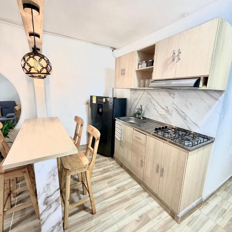 Alojamiento a 10 minutos del complejo acuático - Piscinas olímpicas de Ibagué - Apartamento de 3 dormitorios - 2