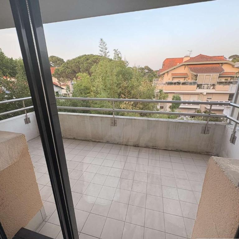 Résidence Louisiane - Arcachon: T3 à deux pas de la plage avec spacieuse terrasse MAE-5221 - Appartement - 22