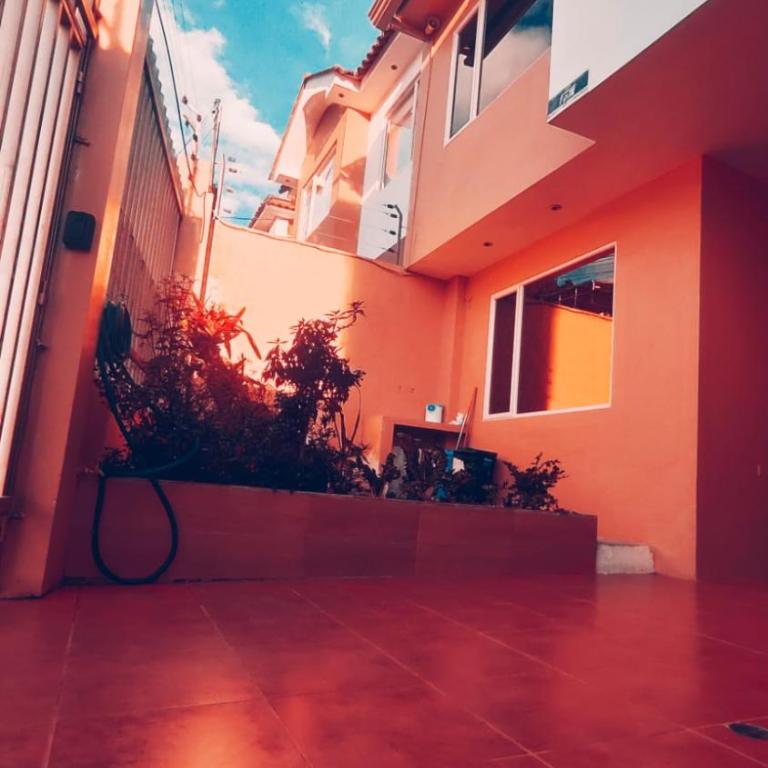 Casa Residencial Familiar - Casa de 3 dormitorios - 16