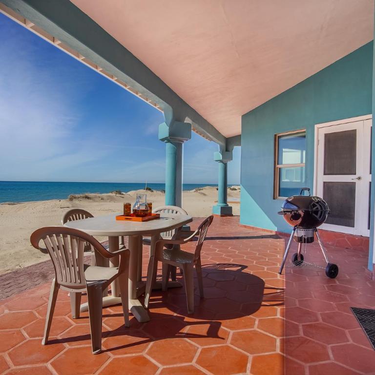 L'Italien Oceanfront Home at Playa Dorada - Casa - 19