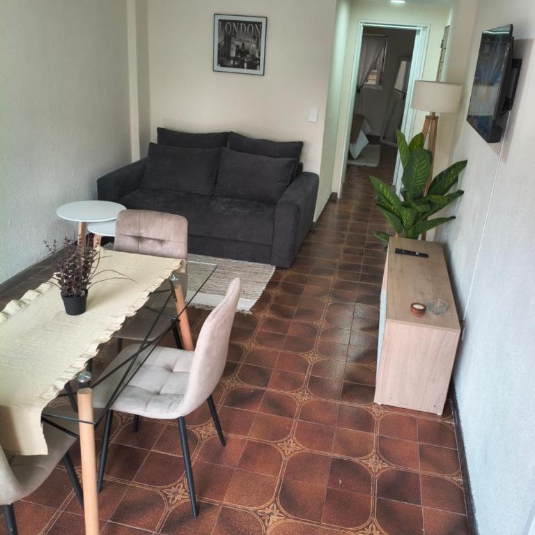 Luminoso 2 ambientes - Apartamento de 1 dormitorio - 6