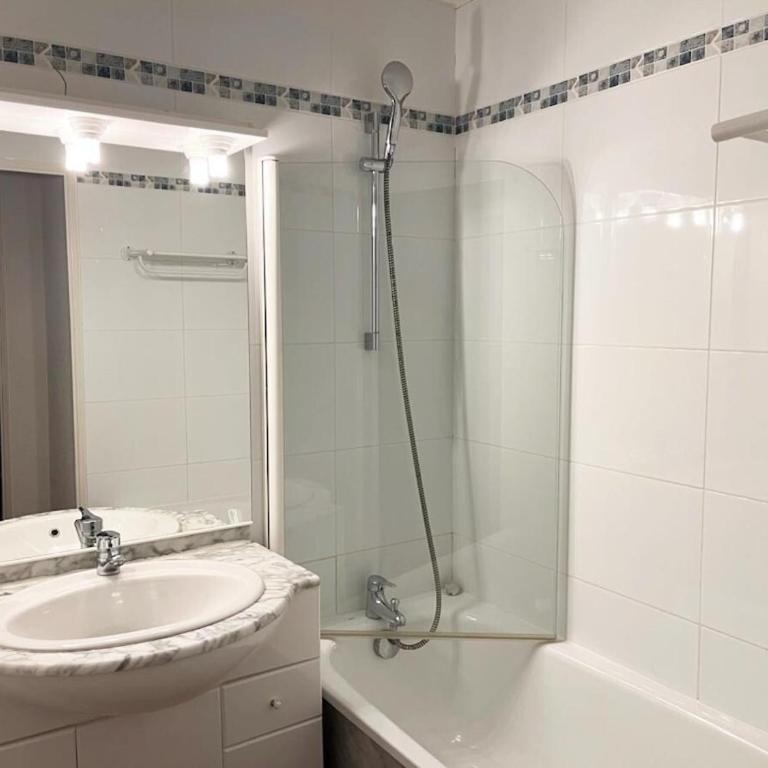Résidence Pic Du Midi - APT n°116- Rez de chaussée - Bâtiment GAVARNIE MAE-8744 - Appartement - 5