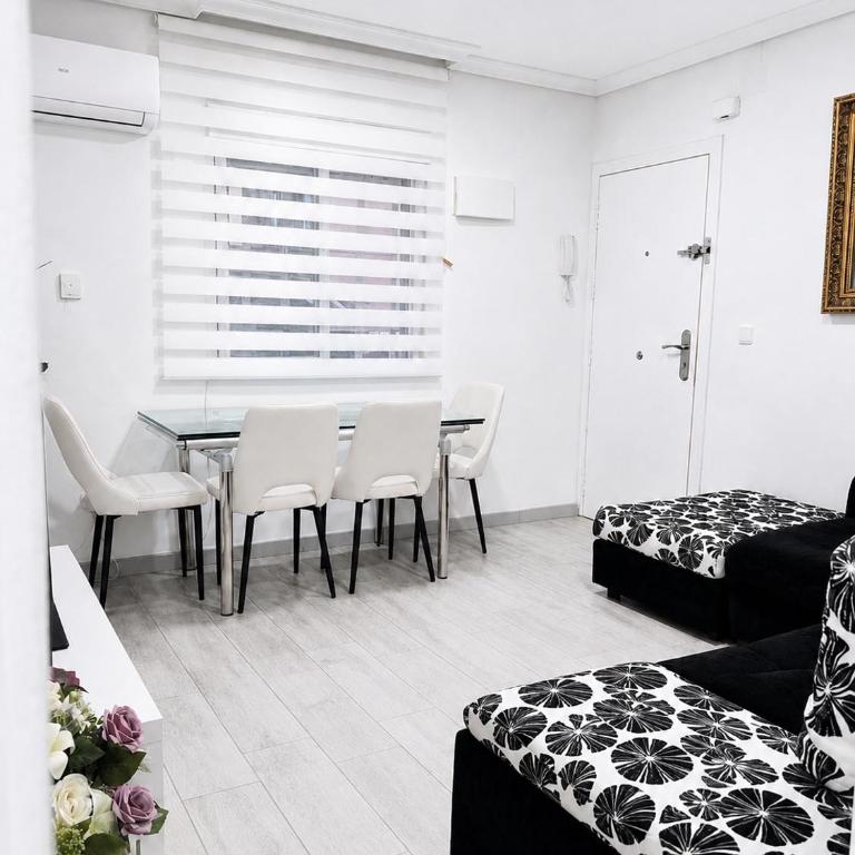Apartamento renovado y tranquilo, 2 dormitorios bien comunicado con el centro de Madrid - Appartement 2 Pièces - 2