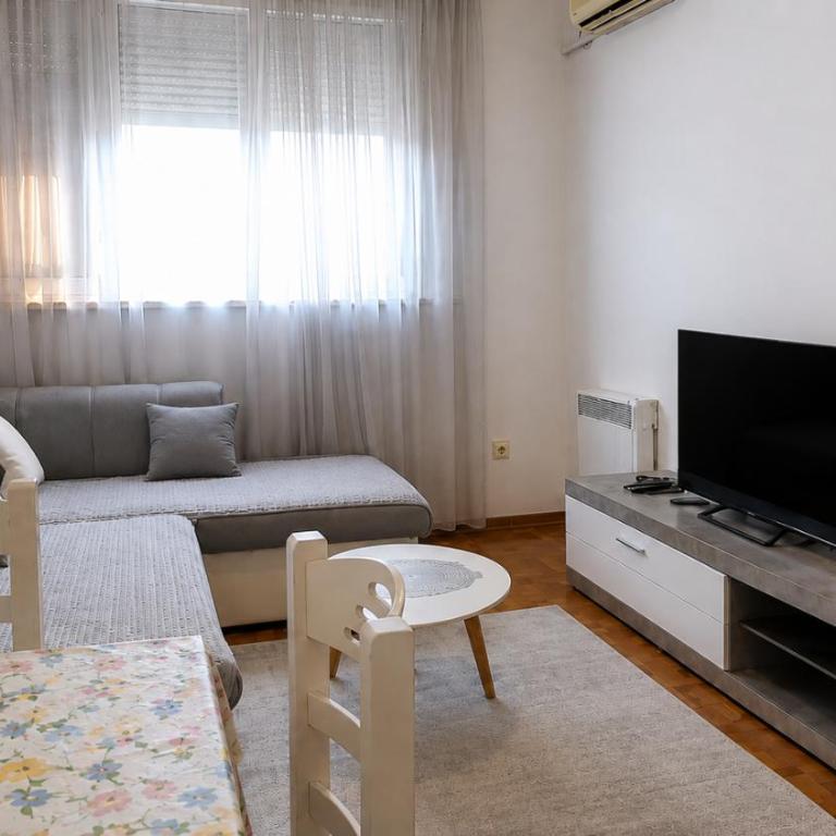 Bobi apartment - Apartman sa 1 Spavaćom Sobom - 4