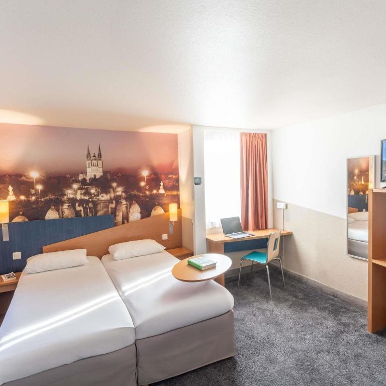 ibis Styles Angers Centre Gare - Chambre Standard avec 3 Lits Simples - 4