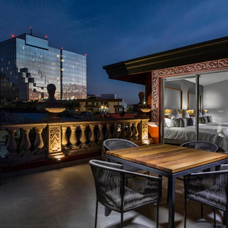Hotel Boutique Abad - Suite Doble Deluxe - Cama grande - 4