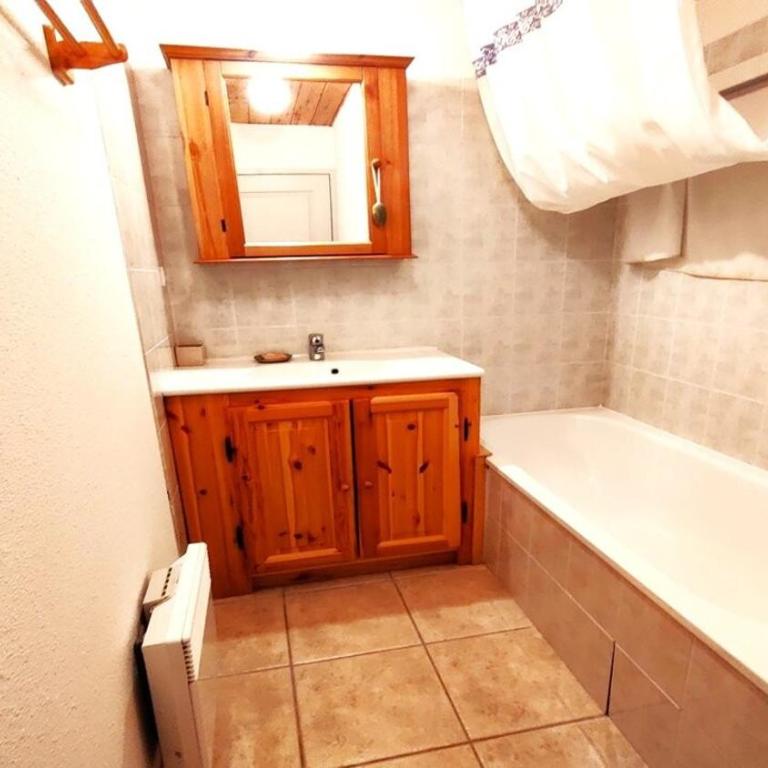 Résidence Les Queyrettes - Agréable Appartement Traversant 6 Personnes avec Balcon MAE-4354 - Apartamento - 10