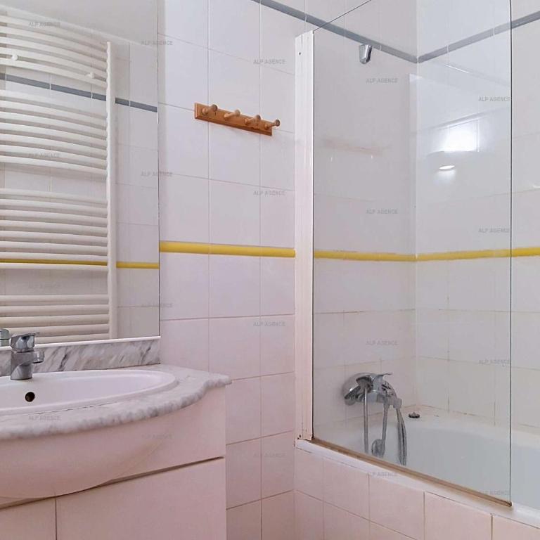 Résidence Le Pelvoux - Studio cabine 4/5 pers - LE PELVOUX - 114PE- PLAGNE CENTRE MAE-9024 - Appartement - 1