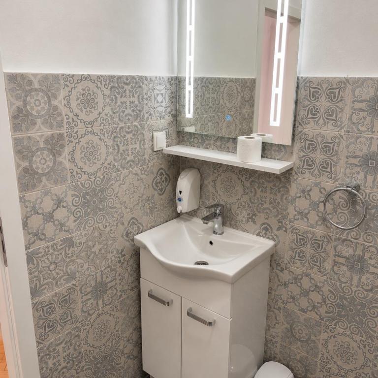 Nice 5 Apartments - Standard Triple Studio - 10