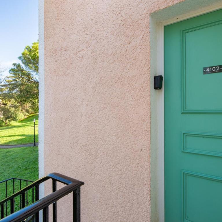 Résidence Les Parcs de Grimaud - maeva Home - Appartement vue mer Duplex 2 pièces 6 personnes - Prestige MAE-7153 - Appartement - 33