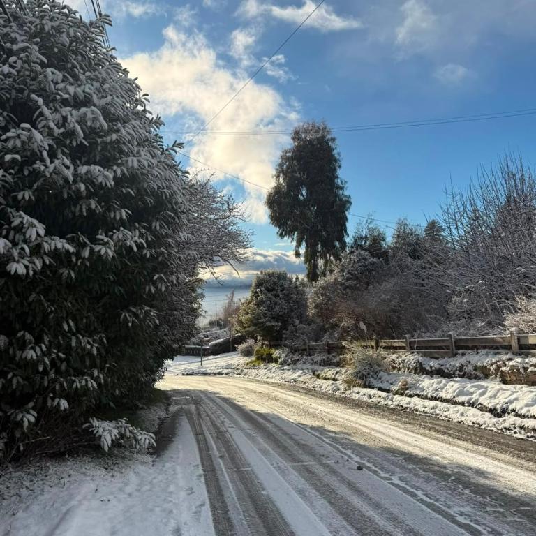 Casa frente al lago 2 - Bariloche - Three-Bedroom Home - 29