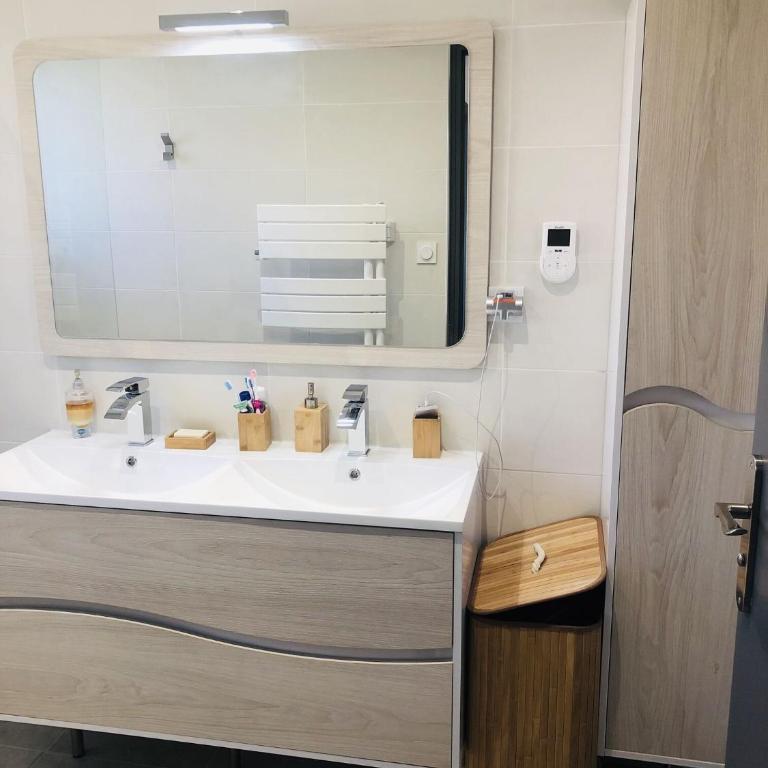 Résidence Les Genêts d'Or - maeva Home - Villa climatisée avec piscine 4 pièces 6 personnes - Confort MAE-3303 - Maison de Vacances - 23