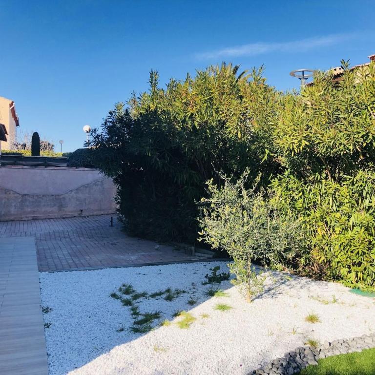 Résidence Les Genêts d'Or - maeva Home - Villa climatisée avec piscine 4 pièces 6 personnes - Confort MAE-3303 - Maison de Vacances - 38