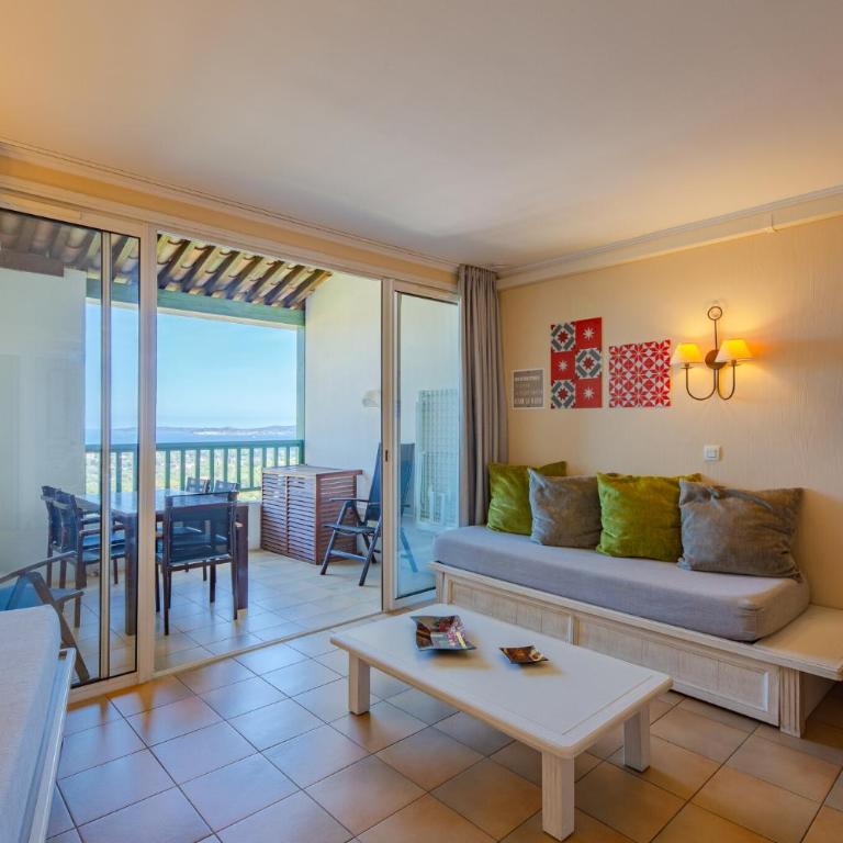 Les Appartements aux Restanques du Golfe de St Tropez - maeva Home - Appartement 6 personnes 2 chambres vue mer climatisé MAE-7163 - Appartement - 1