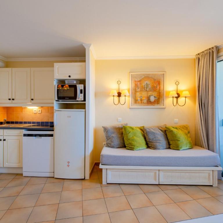 Les Appartements aux Restanques du Golfe de St Tropez - maeva Home - Appartement 6 personnes 2 chambres vue mer climatisé MAE-7163 - Appartement - 23