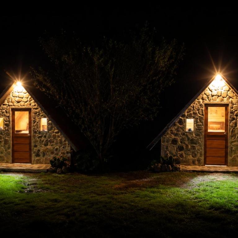 Ebenezer Salkantay Huts - Twin Room - 11