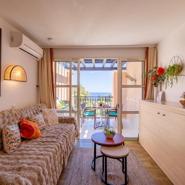 Résidence le Village de Cap Esterel - maeva Home - Appartement 5 personnes 1 chambre vue mer avec terrasse MAE-3263 - Appartement - 1