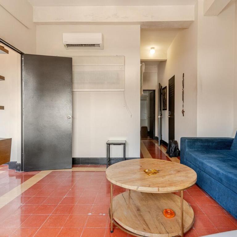 My Virtual Stay, Vantech - Classic One-Bedroom Apartment with King Bed - 39