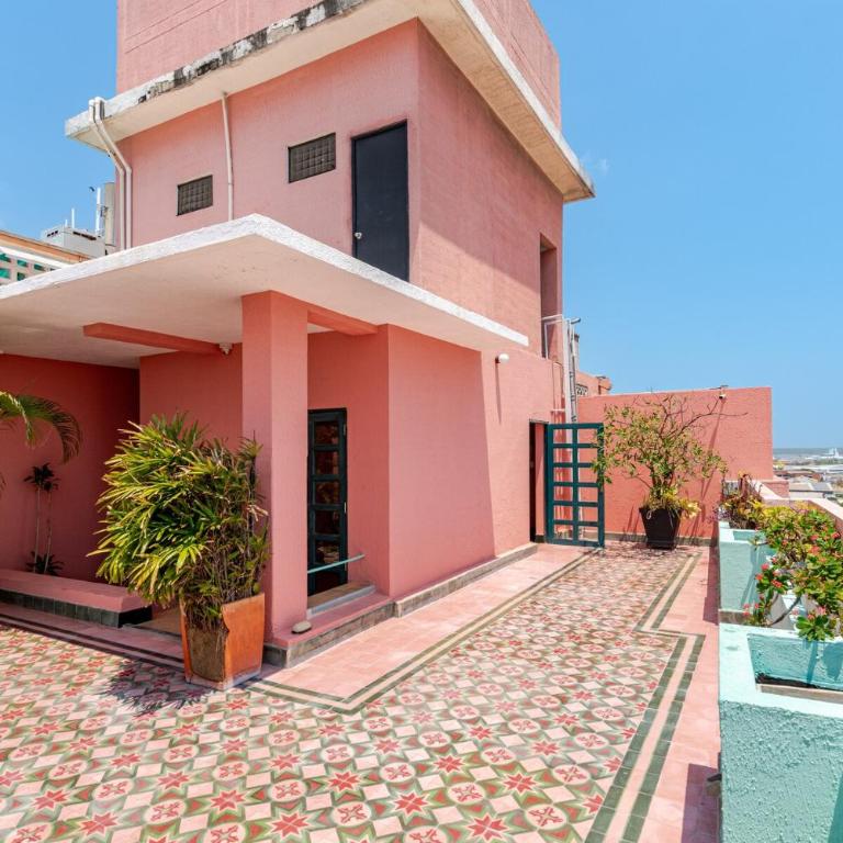 My Virtual Stay, Vantech - Classic One-Bedroom Apartment with King Bed - 16
