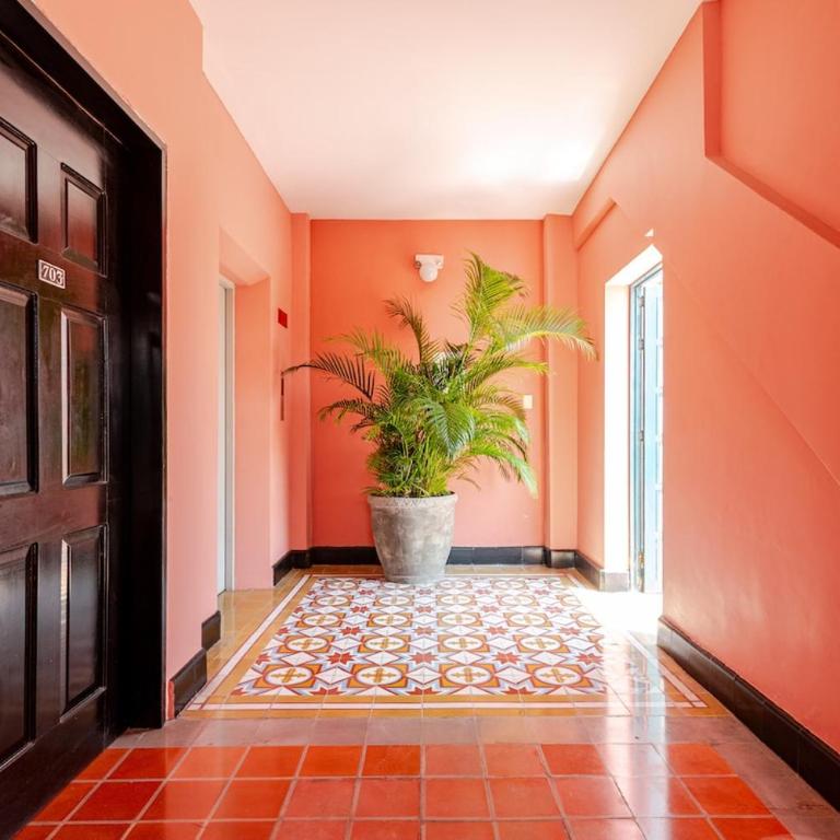 My Virtual Stay, Vantech - Classic One-Bedroom Apartment with King Bed - 4