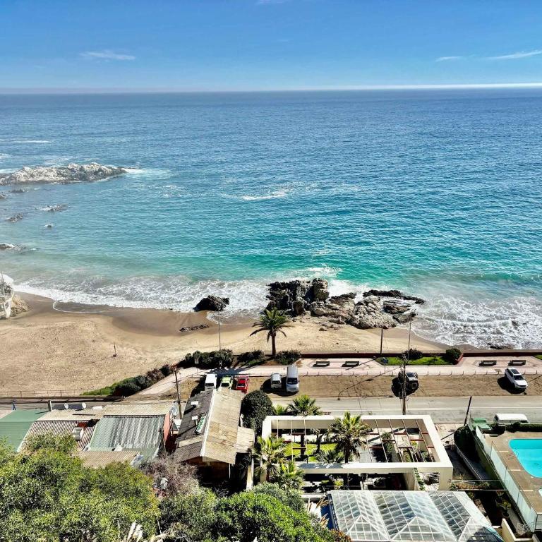 Frente a Playa Cochoa con piscina climatizada - Apartamento - 31