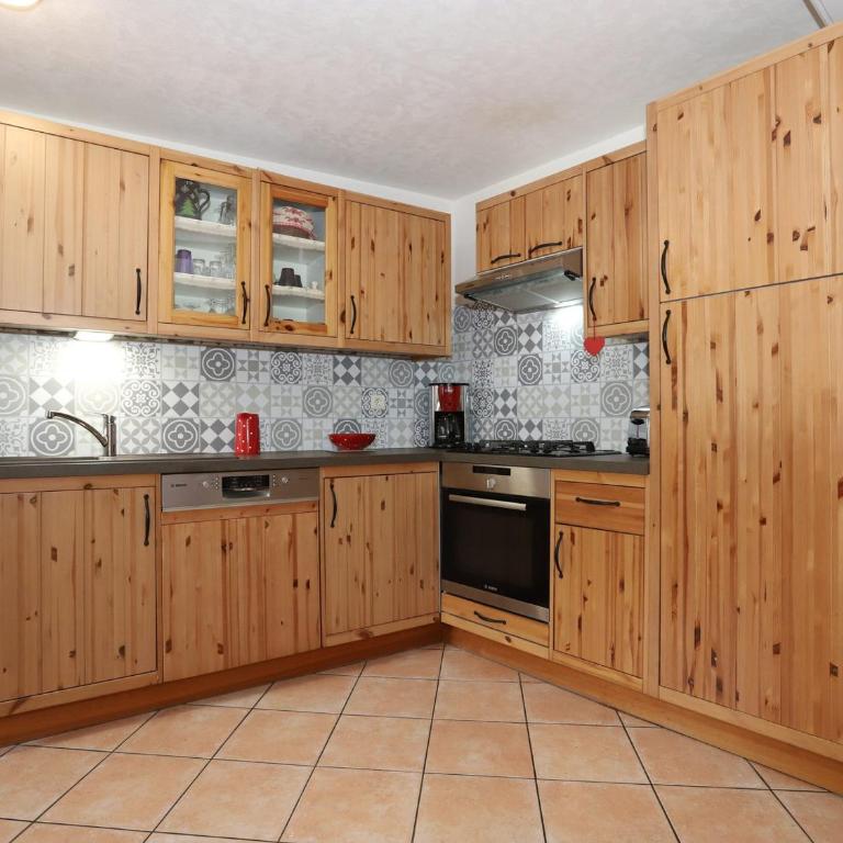 Chalet exposé sud - 10 pers. - FR-1-263-650 - Chalet - 4