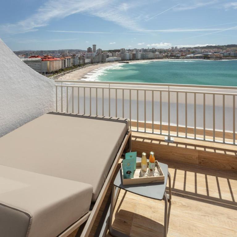 Meliá Maria Pita - Habitación Doble con terraza y vistas al mar - 5