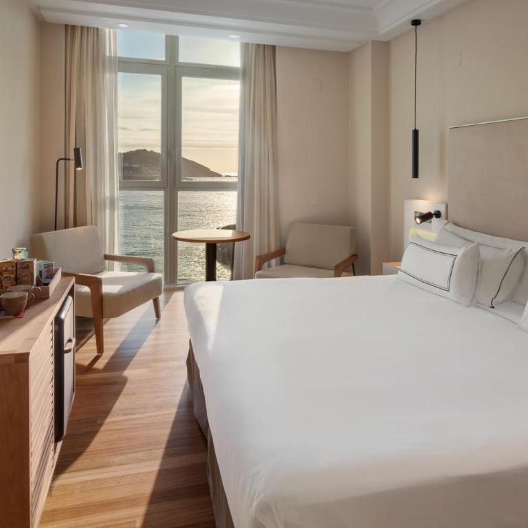 Meliá Maria Pita - Habitación Premium con vistas al mar - 5