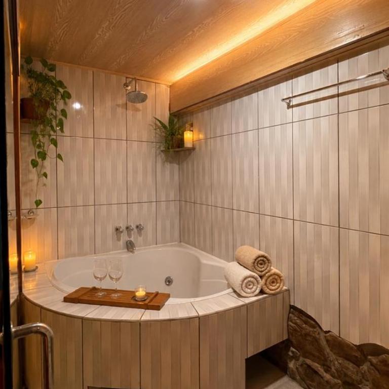 Valle verde, Hostel & camping - Deluxe Suite with Spa Bath - 2