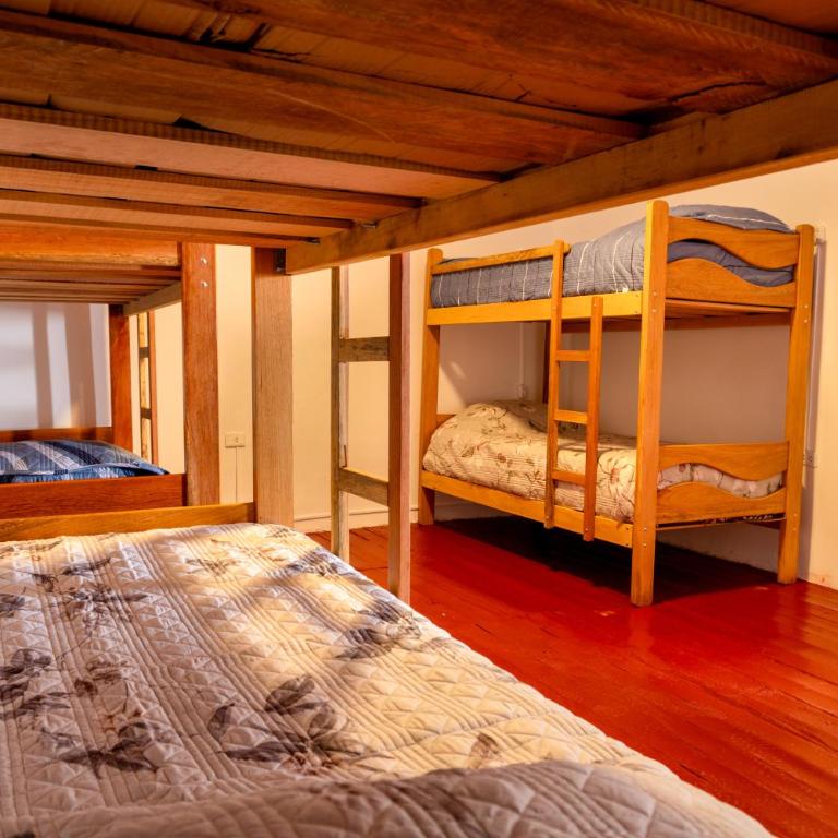 Julian's Garden - Bed in 6-Bed Mixed Dormitory Room - 4
