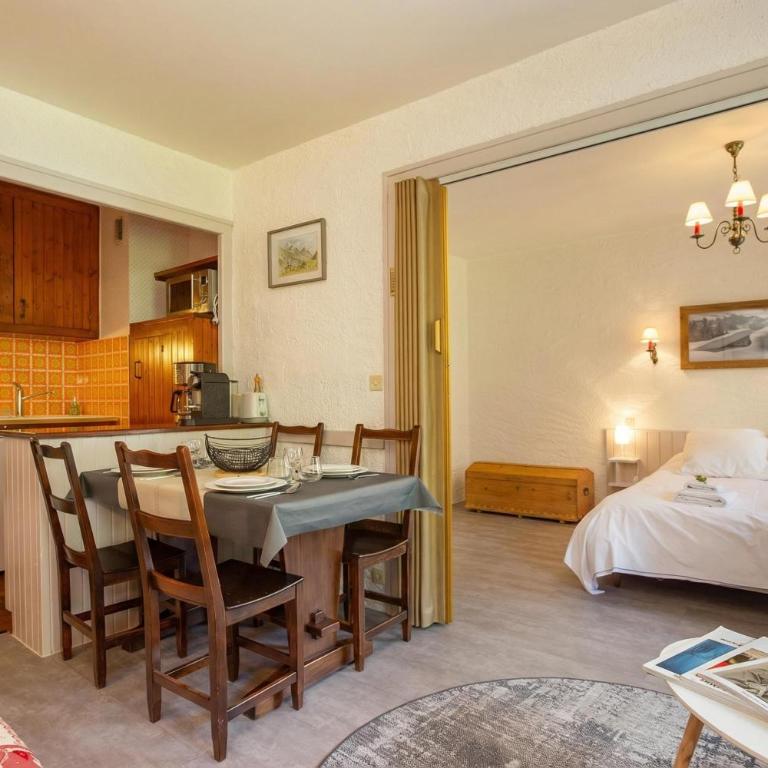 Résidence le Chardonnet G 1BR for 4 w/Shared Pool & panoramic views - Happy Rentals - Apartamento con balcón - 5