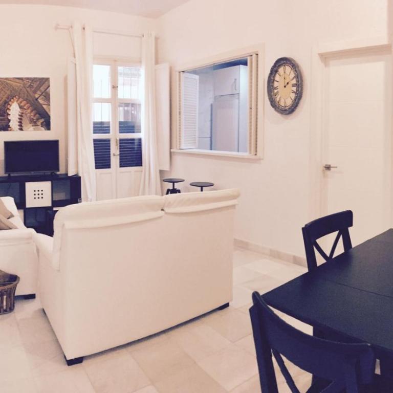 Apartamento Barrio Santa Cruz - Apartamento de 2 dormitorios - 4