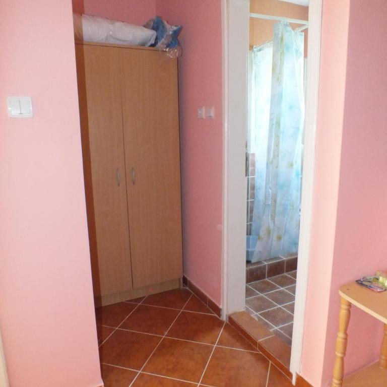 Apartments Trsteno 1 - One-Bedroom Apartment with Terrace and Sea View - 11