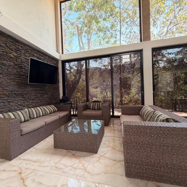 EL MILAGRO FINCA VACACIONAL - Three-Bedroom Villa - 2