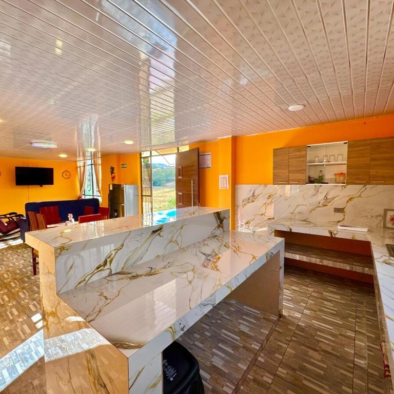 Hermoso Apartamento en Medio de las Montañas - Apartamento de 3 dormitorios - 25