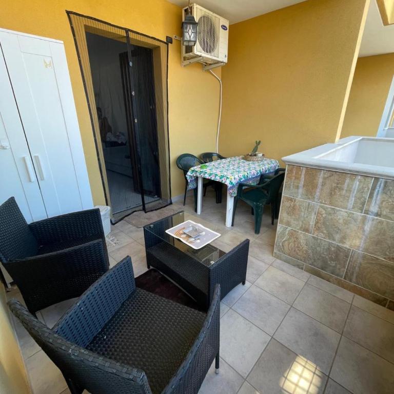 Dimora del Sole - Two-Bedroom Apartment - 18