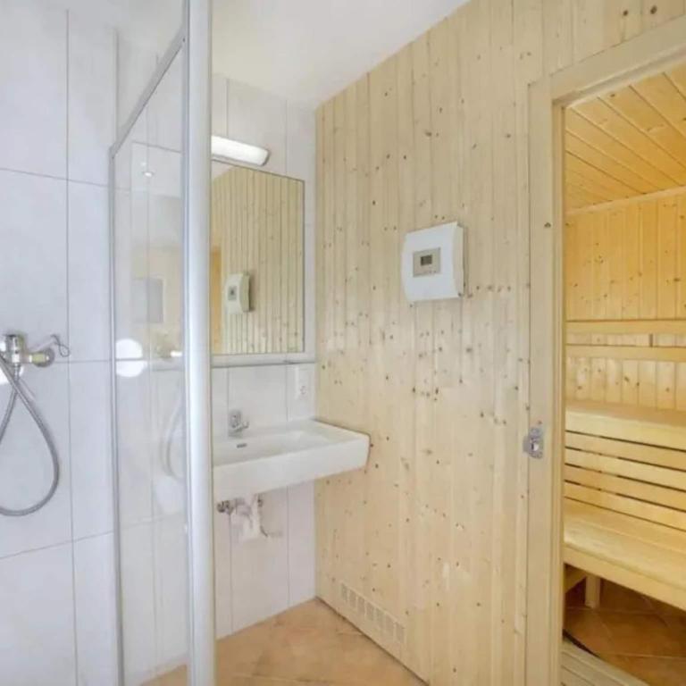 Detached Alpine Chalet with Sauna - Casa de 4 dormitorios - 19