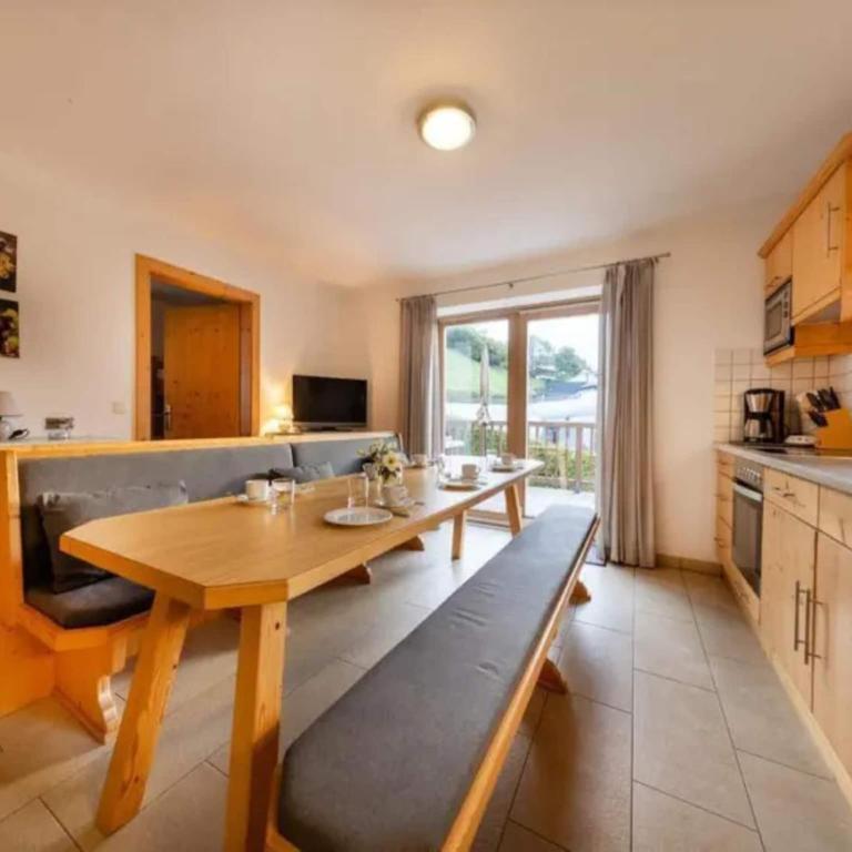 Spacious Stay with Mountain View - Maison de Vacances 3 Chambres - 18